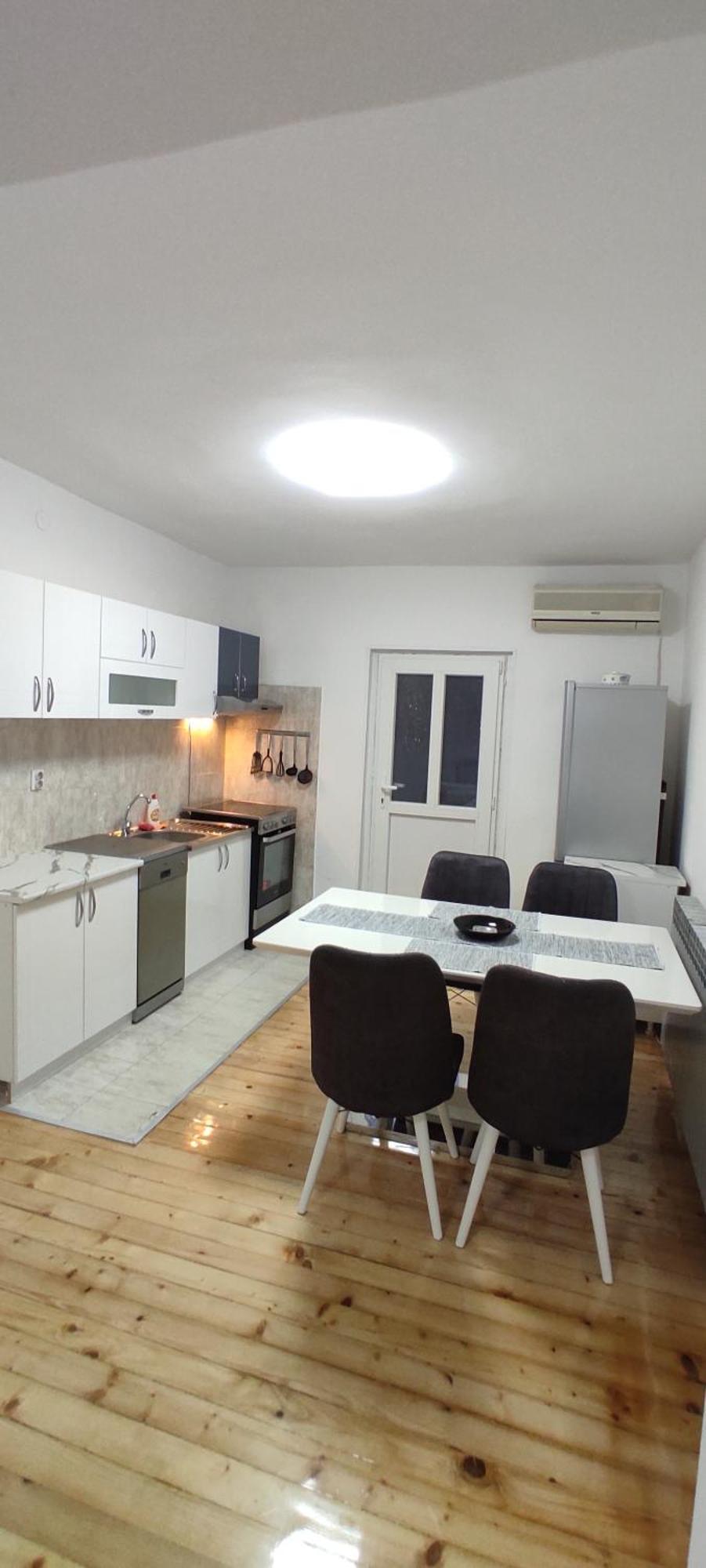 Apartmani Kacara Sremski Karlovci Bagian luar foto